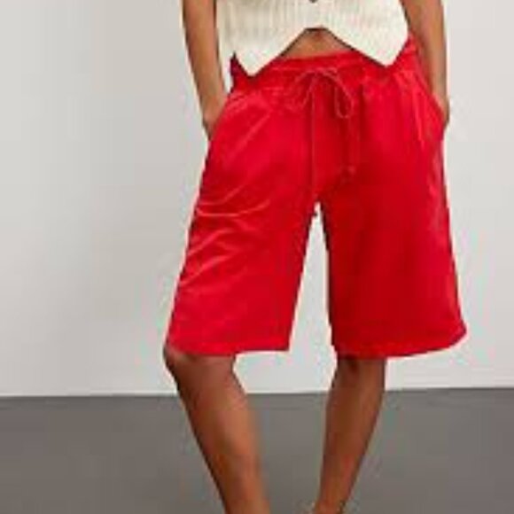 Free People Saylor Poplin Pull-On Shorts Red/Rouge NEW Size:  XS - Picture 1 of 16